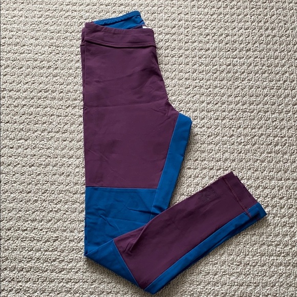 Reebok High-Waisted Leggings - Picture 1 of 2